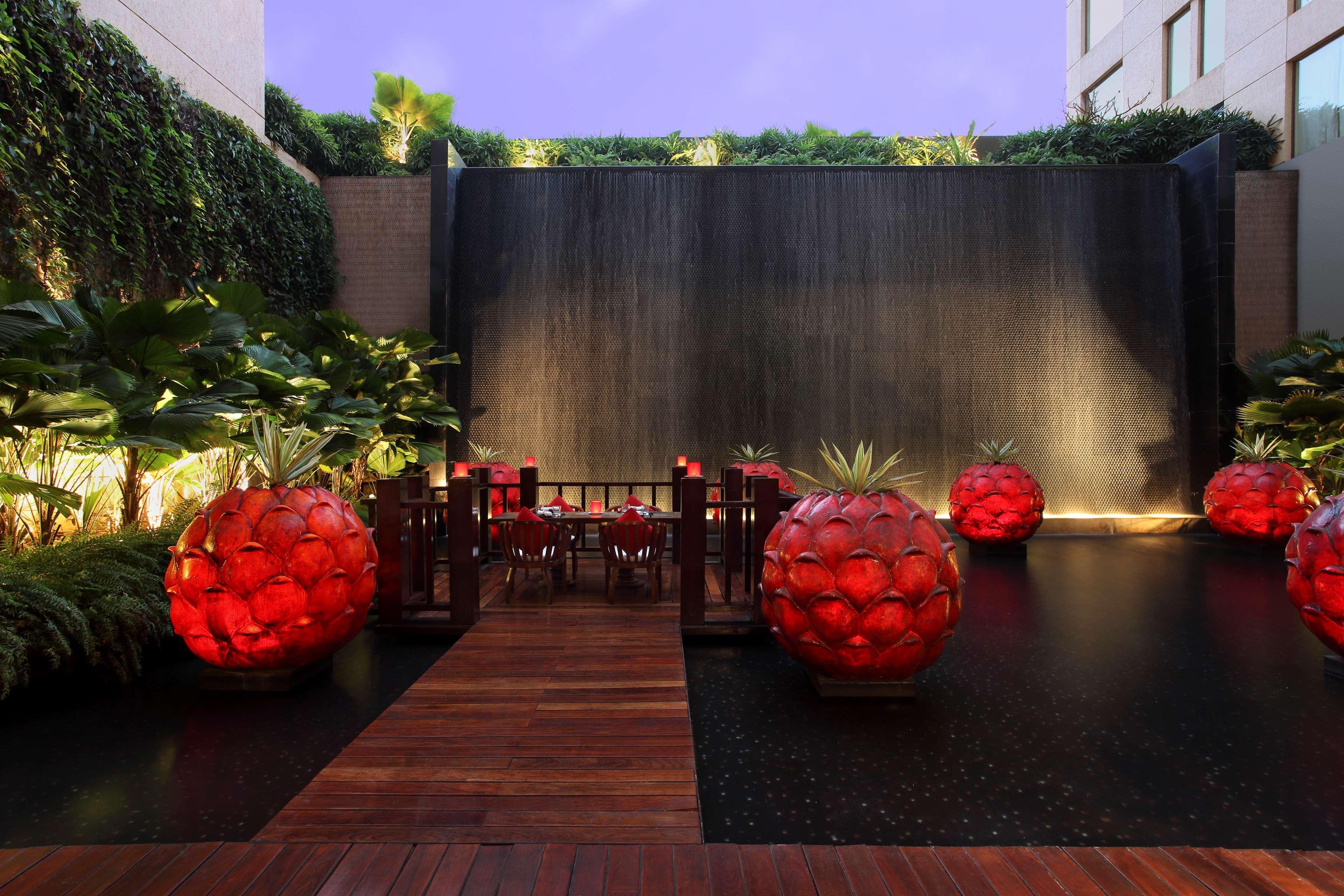 Hyatt Pune Bagian luar foto The outdoor dining area at the restaurant