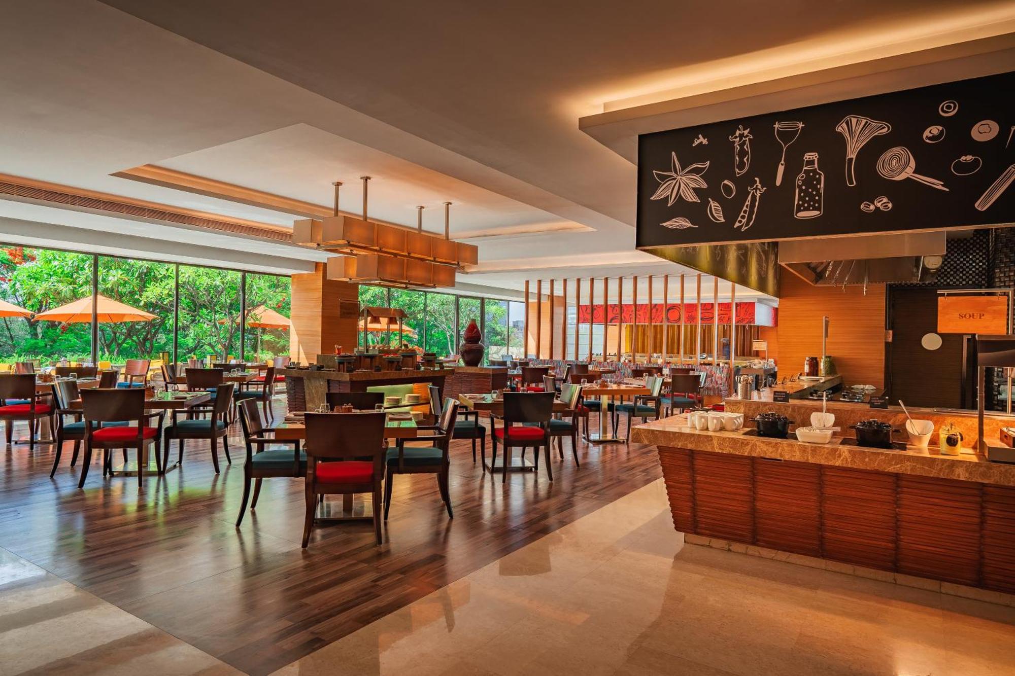 Hyatt Pune Bagian luar foto The Kitchen