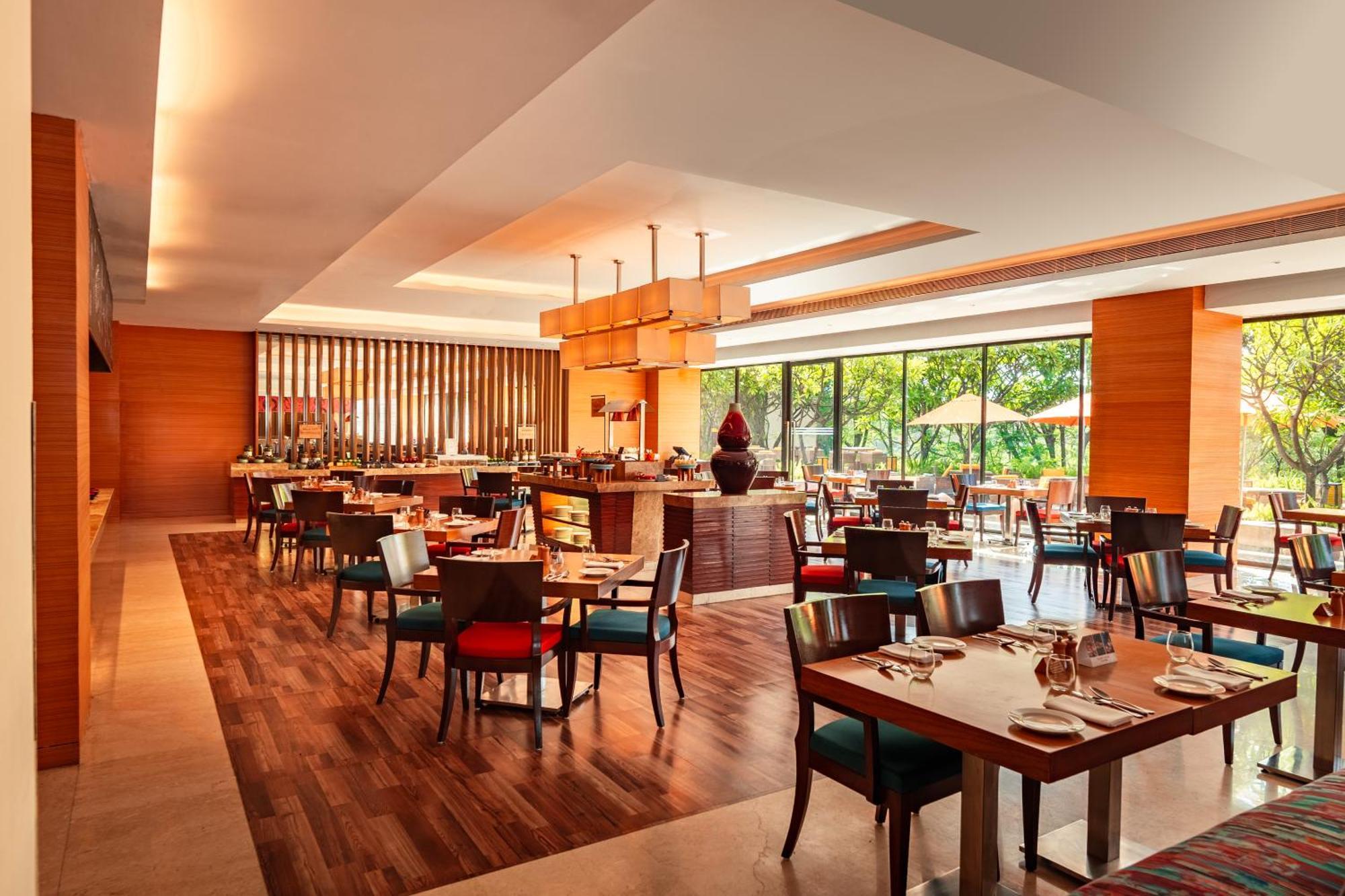 Hyatt Pune Bagian luar foto The Park, Hyderabad