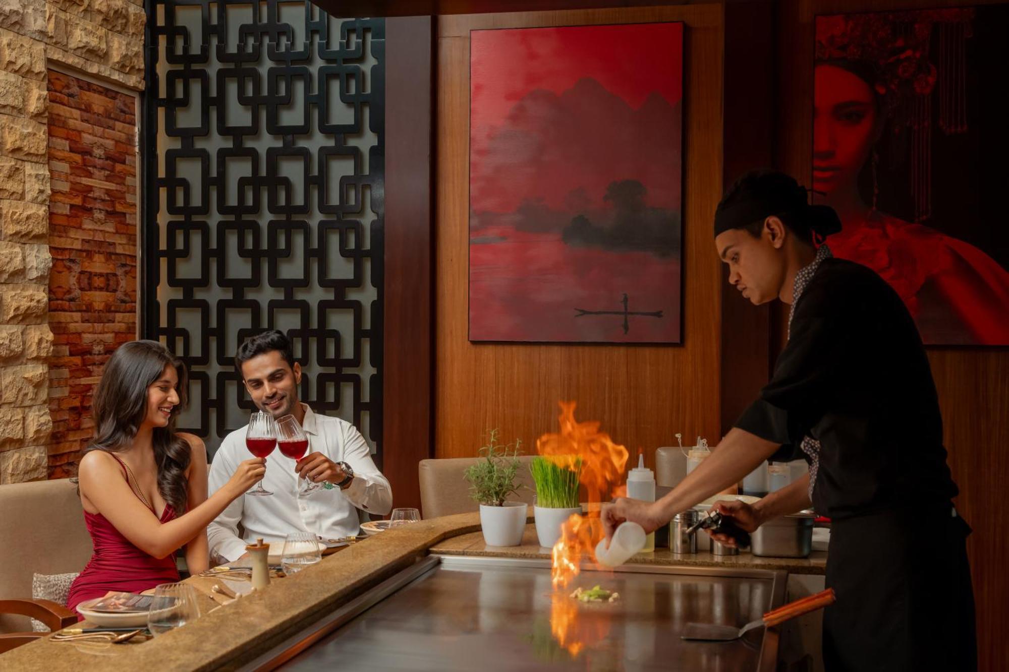 Hyatt Pune Bagian luar foto A Teppanyaki restaurant in India
